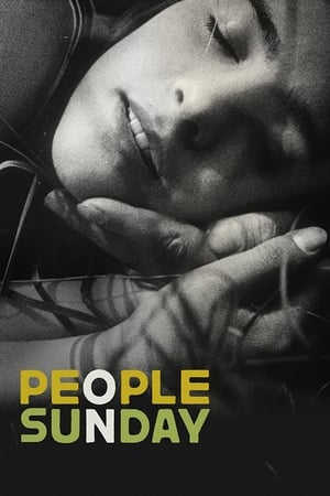 People on Sunday watch People on Sunday